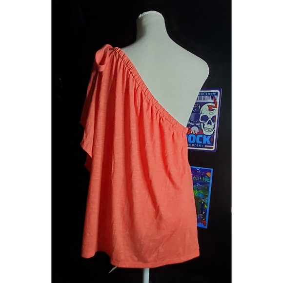 A.n.a. One Sleeve Blouse NWT L - Picture 3 of 4